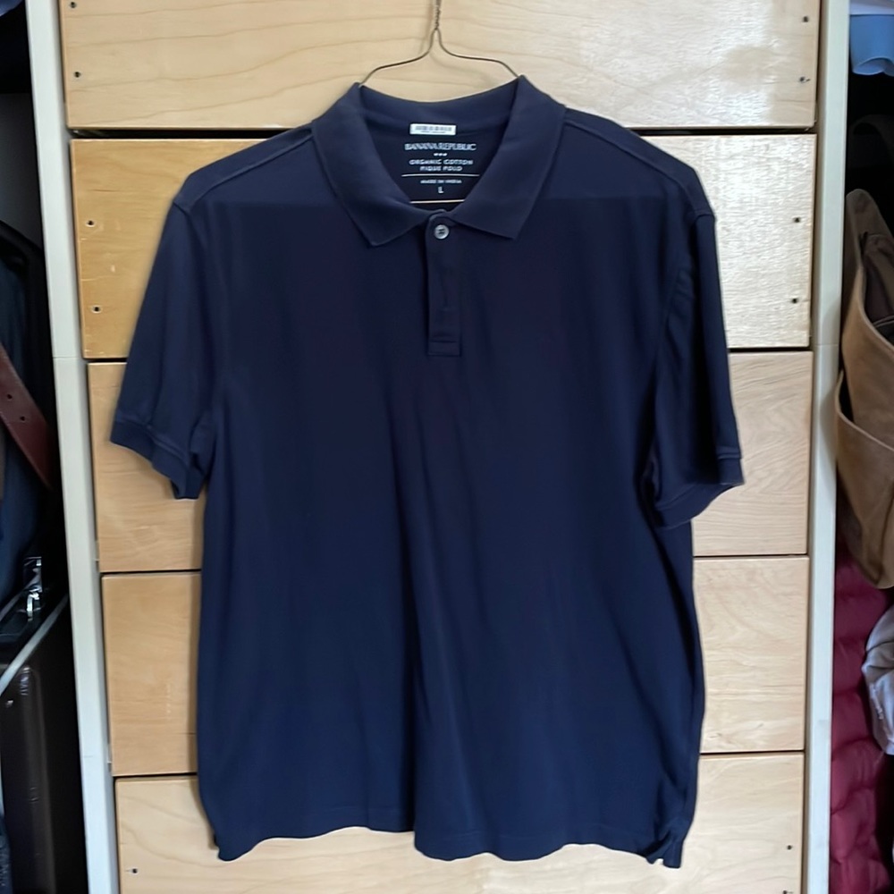 Banana Republic Factory men’s organic cotton pique polo. Size L Navy